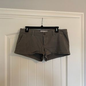 Hollister army green shorts